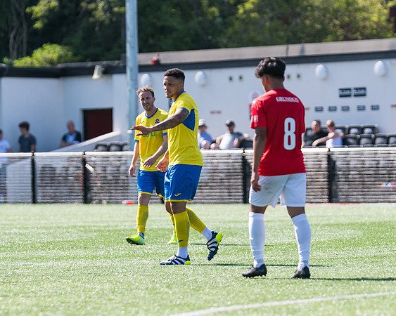 Bracknell Town 4 Rams 2  (181 of 250)