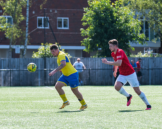 Bracknell Town 4 Rams 2  (185 of 250)
