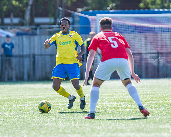 Bracknell Town 4 Rams 2  (200 of 250)