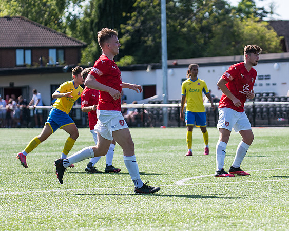 Bracknell Town 4 Rams 2  (205 of 250)