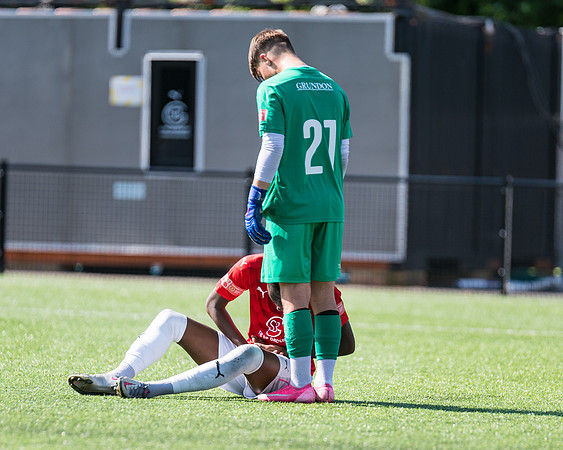 Bracknell Town 4 Rams 2  (206 of 250)