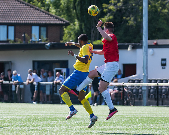 Bracknell Town 4 Rams 2  (212 of 250)