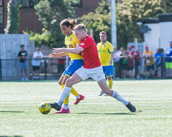 Bracknell Town 4 Rams 2  (221 of 250)