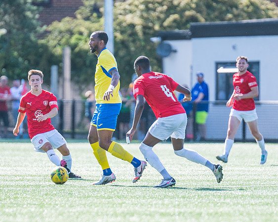 Bracknell Town 4 Rams 2  (227 of 250)