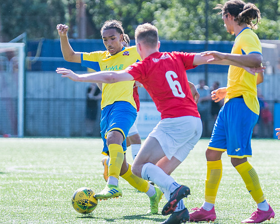 Bracknell Town 4 Rams 2  (238 of 250)