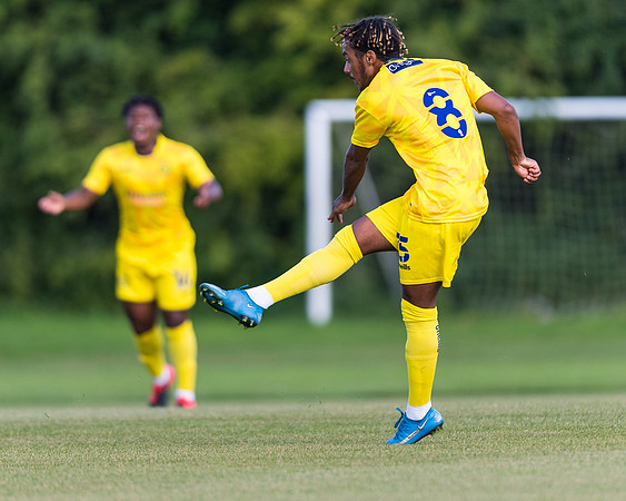 Wycombe Wanderers v Rams  (114 of 249)