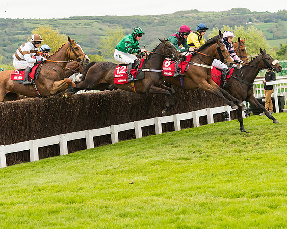 Race 2 - Connolly's Redmills intermediate Final HC - 3m2f