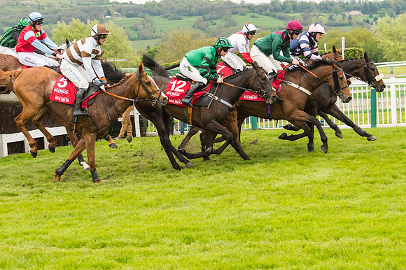 Race 2 - Connolly's Redmills intermediate Final HC - 3m2f