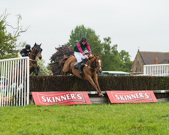 Race 1 - Novice and Veteran riders (24 of 60)