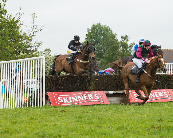 Race 1 - Novice and Veteran riders (25 of 60)