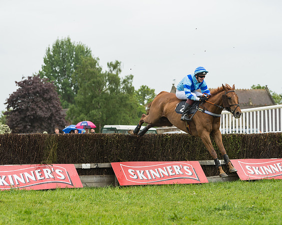 Race 1 - Novice and Veteran riders (30 of 60)