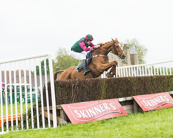 Race 1 - Novice and Veteran riders (36 of 60)