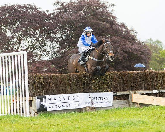 Race 1 - Novice and Veteran riders (50 of 60)
