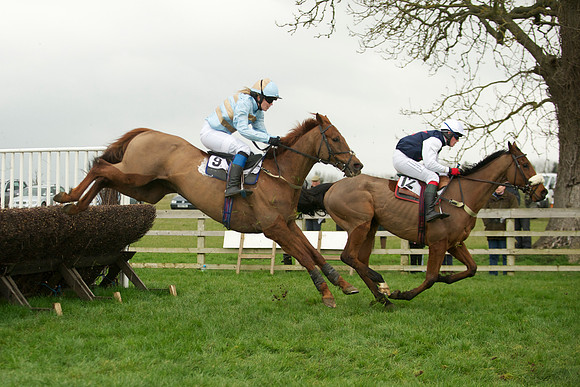Race 5 - 42