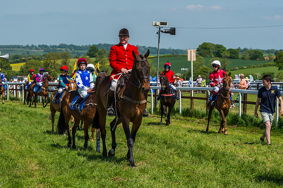 Edgcote Races