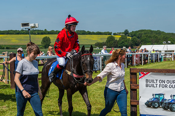 Edgcote Races