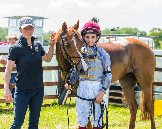 Edgcote Races