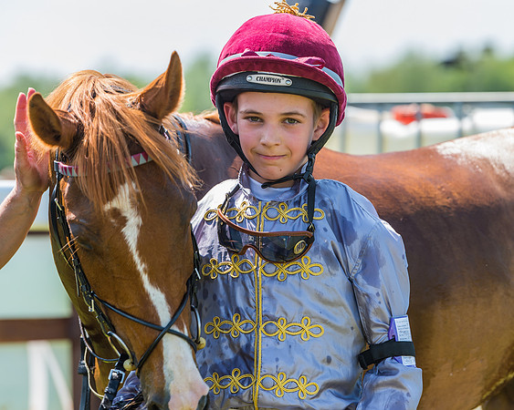 Edgcote Races