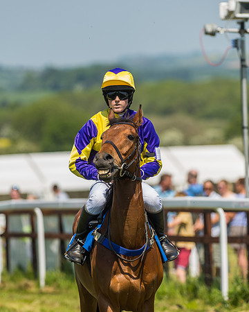 Edgcote Races