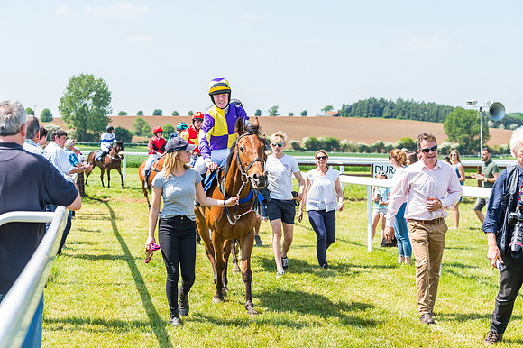 Edgcote Races
