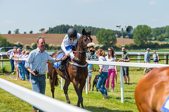 Edgcote Races