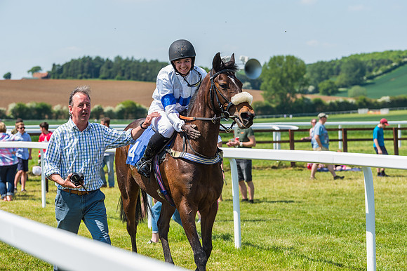 Edgcote Races