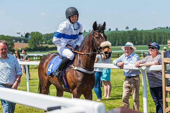 Edgcote Races