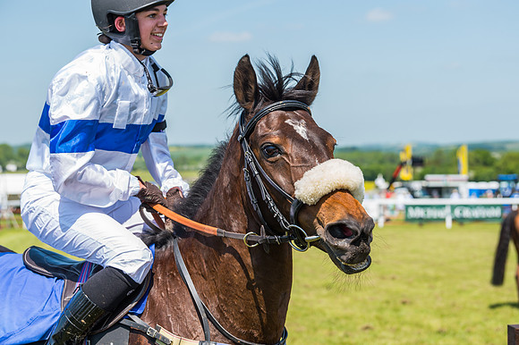 Edgcote Races