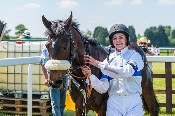Edgcote Races