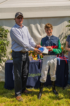 Edgcote Races