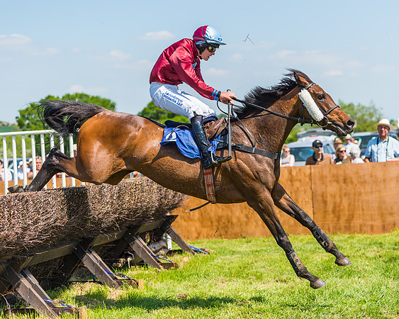 Edgcote Races