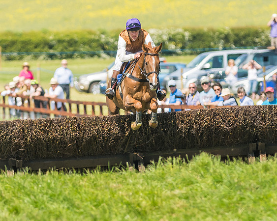 Edgcote Races