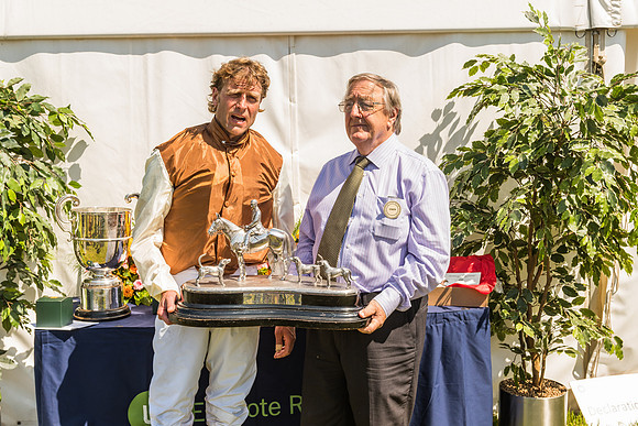 Edgcote Races