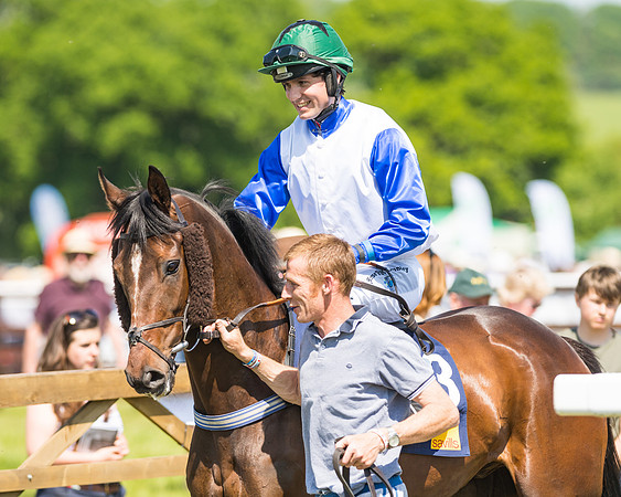 Edgcote Races