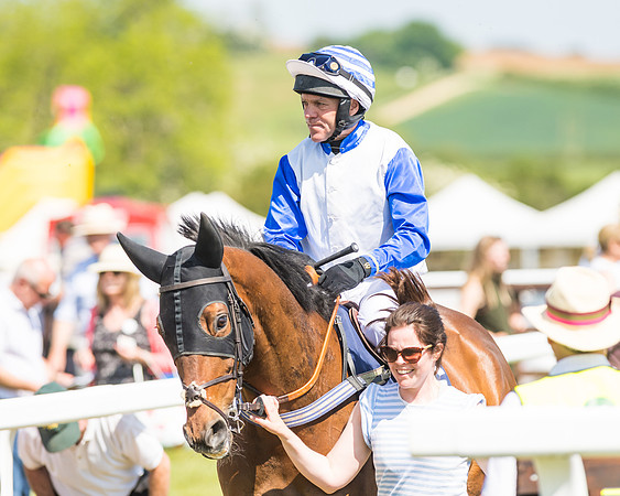 Edgcote Races