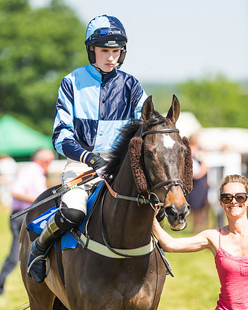 Edgcote Races