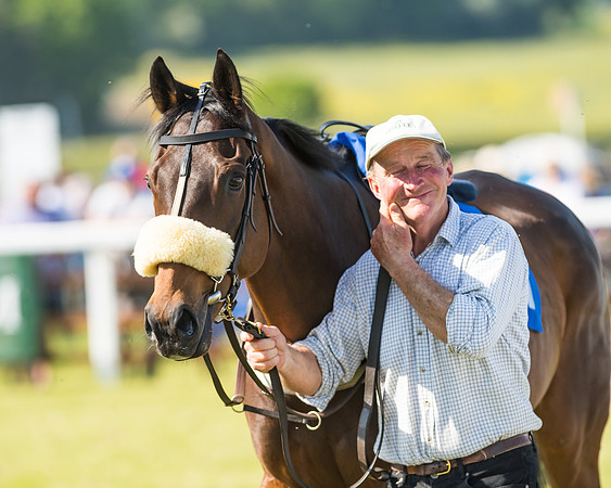 Edgcote Races