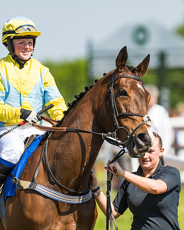 Edgcote Races
