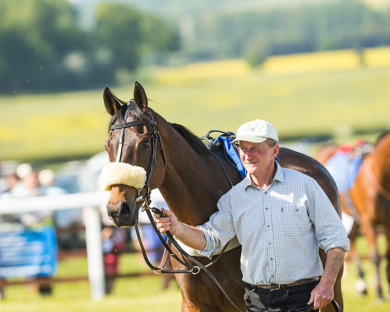 Edgcote Races