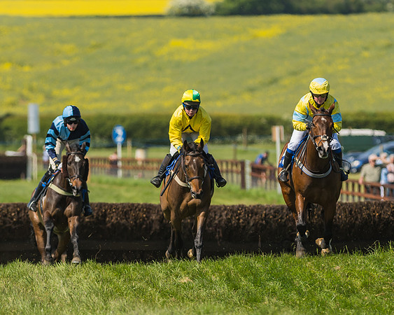 Edgcote Races