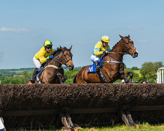 Edgcote Races