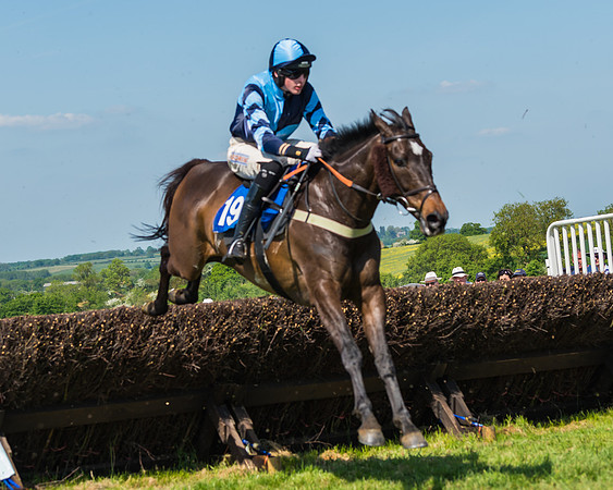 Edgcote Races