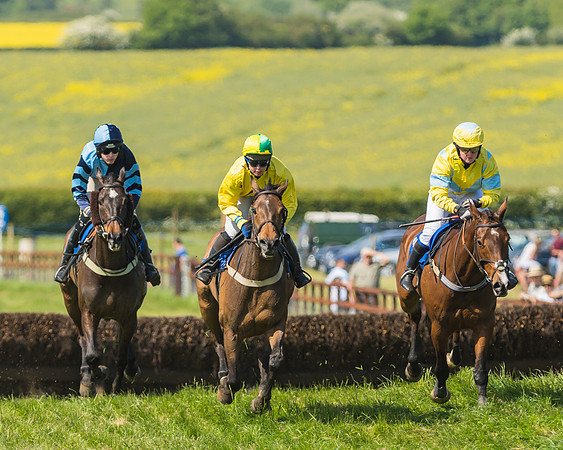 Edgcote Races