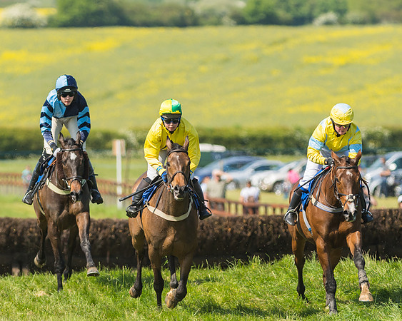 Edgcote Races
