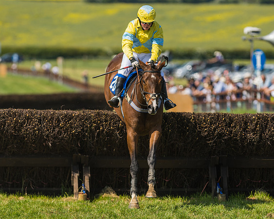 Edgcote Races