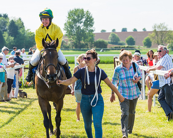 Edgcote Races