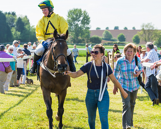 Edgcote Races