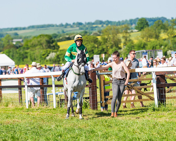 Edgcote Races
