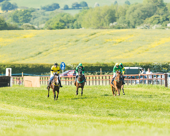 Edgcote Races
