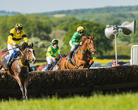 Edgcote Races